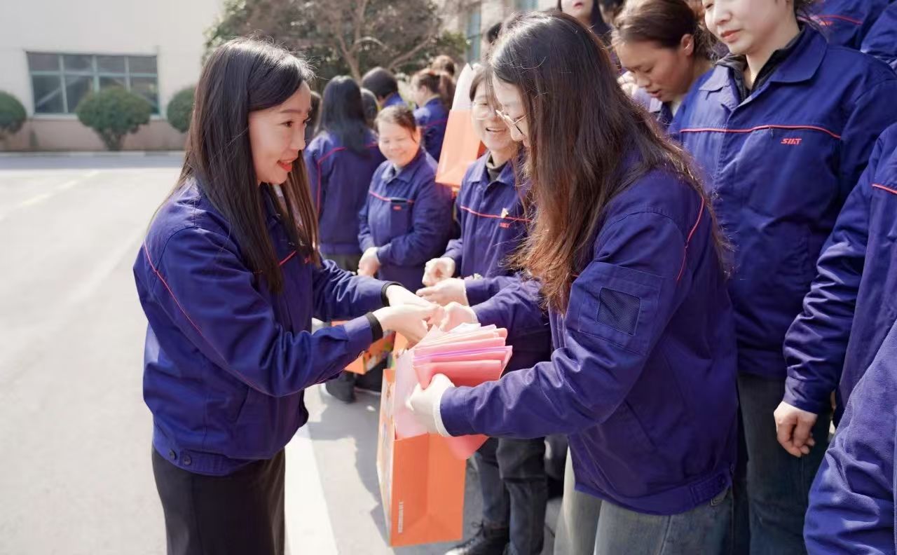 ����BB(�й�)�ɷ����޹�˾_����